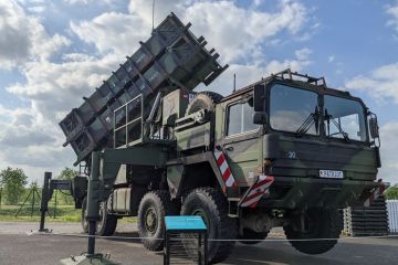 "Наші військові розгортають батарею Patriot в полі за 40-45 хвилин. Українці справляються за 25", — Американський інструктор "Наші військові розгортають батарею Patriot в полі за 40-45 хвилин. Українці справляються за 25", — Американський інструктор