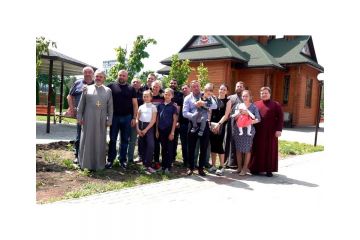 Петровський Олександр Володимирович: за сприяння Фонду «Солідарність» при Дніпровському будинку-інтернаті відкрився новий православний храм Петровський Олександр Володимирович: за сприяння Фонду «Солідарність» при Дніпровському будинку-інтернаті відкрився новий православний храм