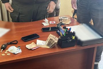 Судитимуть посадовця лісомисливського господарства, який за хабар пропонував підлеглому лісничому уникнути звільнення Судитимуть посадовця лісомисливського господарства, який за хабар пропонував підлеглому лісничому уникнути звільнення