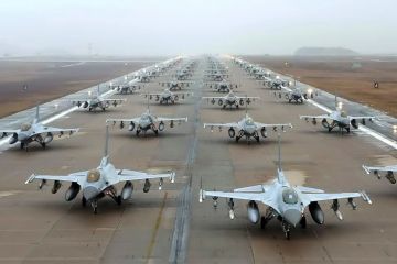 США готові передати Україні F-16 в довгостроковій перспективі, а не до контрнаступу ЗСУ – Пентагон США готові передати Україні F-16 в довгостроковій перспективі, а не до контрнаступу ЗСУ – Пентагон