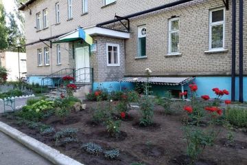 Прокуратура вимагає закріплення за навчальним закладом права користування майже 0,6  га землі Прокуратура вимагає закріплення за навчальним закладом права користування майже 0,6  га землі