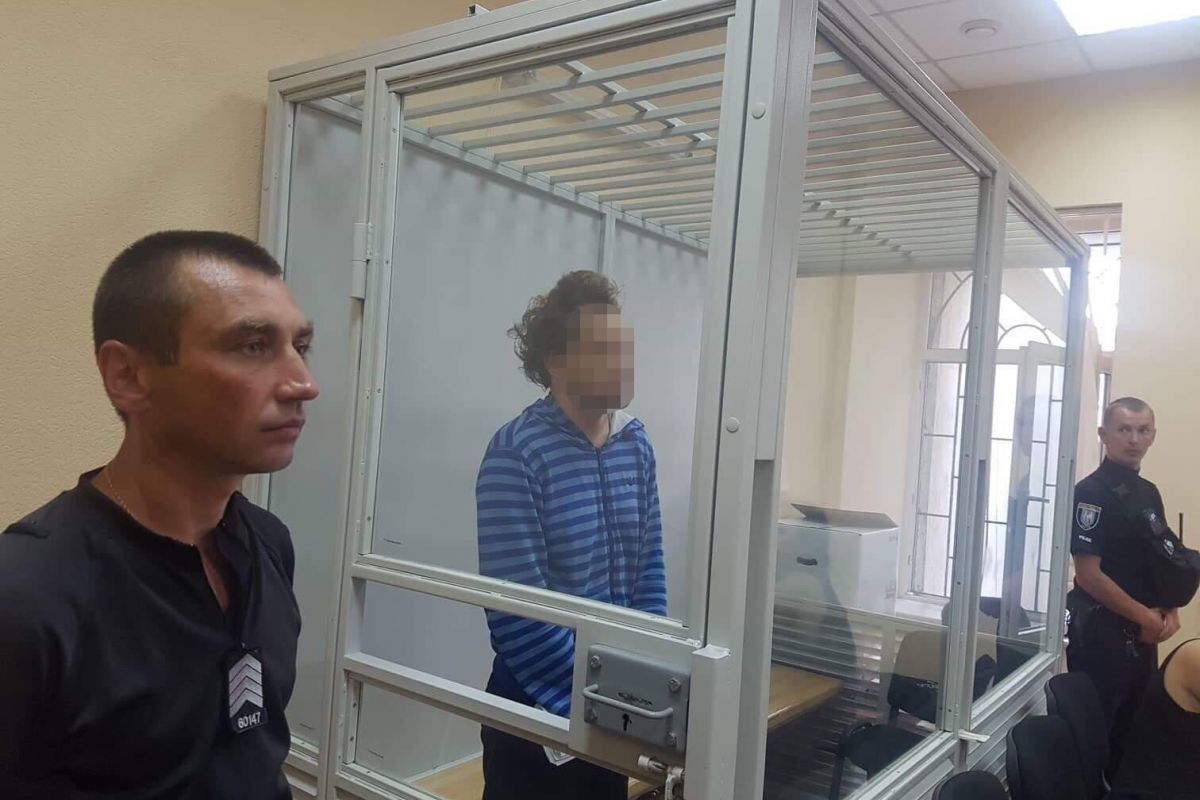 Чоловіка, який біля озера Вирлиця жорстоко вбив 9-річного хлопчика, взято під варту без права на заставу Чоловіка, який біля озера Вирлиця жорстоко вбив 9-річного хлопчика, взято під варту без права на заставу