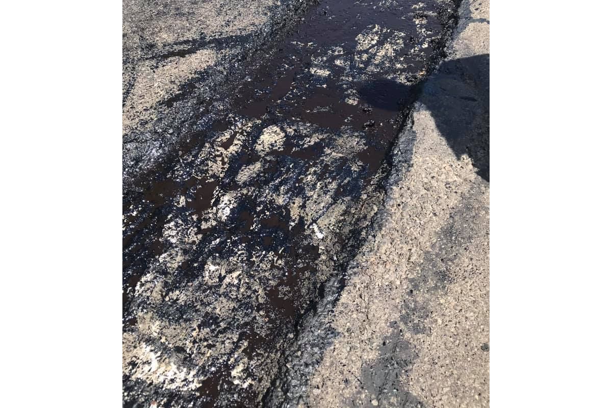 Про такий різний підхід до ремонту доріг на Дніпропетровщині. Про такий різний підхід до ремонту доріг на Дніпропетровщині.