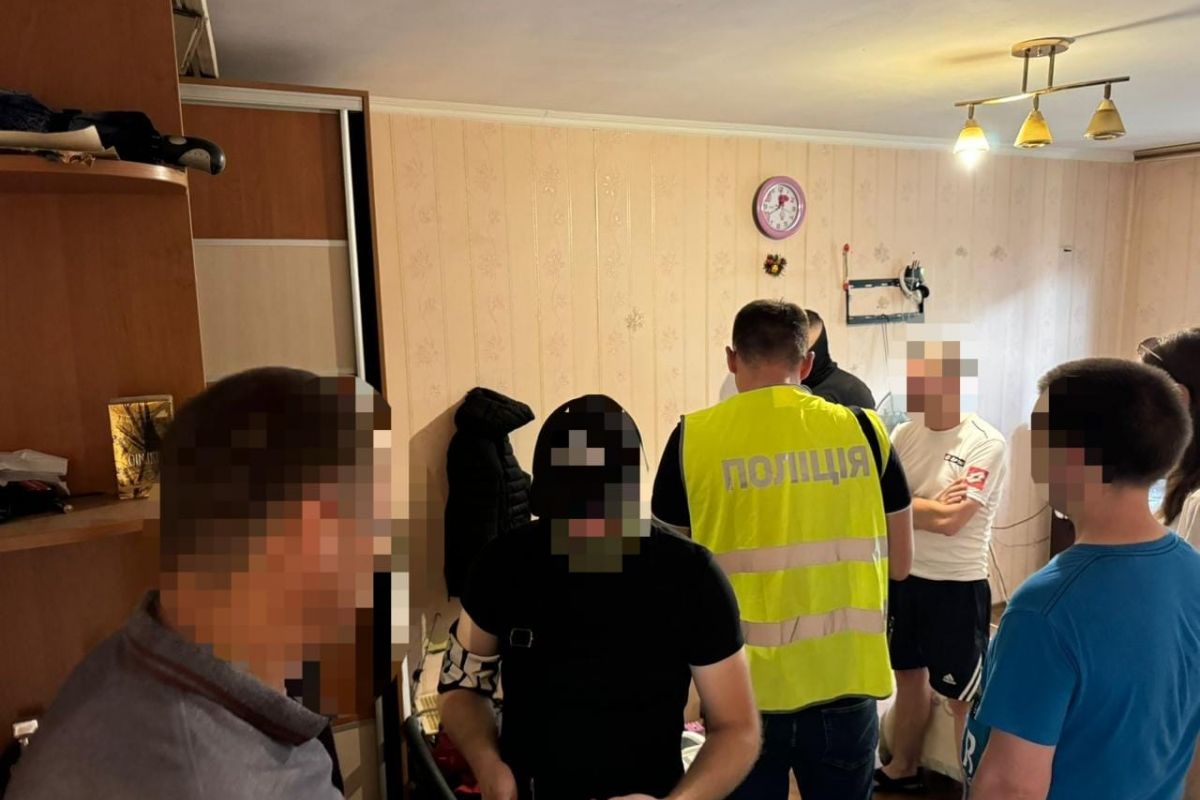 Оборудки з квартирами померлих громадян на майже 4 млн грн – на Київщині викрито організовану групу Оборудки з квартирами померлих громадян на майже 4 млн грн – на Київщині викрито організовану групу