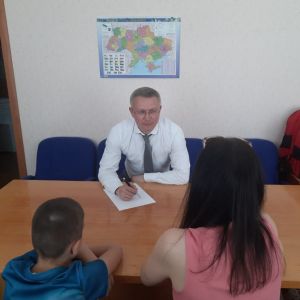 Керівництво окружної прокуратури Луганщини поспілкувалося з ВПО: у Кропивницькому обговорили актуальні проблеми переселенців Керівництво окружної прокуратури Луганщини поспілкувалося з ВПО: у Кропивницькому обговорили актуальні проблеми переселенців