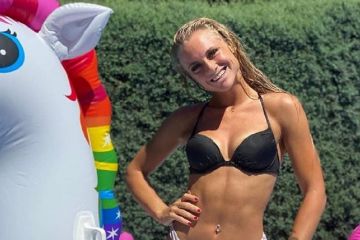 Известная футболистка-лесбиянка ушла от своей девушки ради игрока Астон Виллы. ФОТО Известная футболистка-лесбиянка ушла от своей девушки ради игрока Астон Виллы. ФОТО