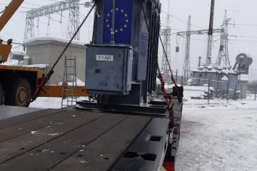 ​Країни ЄС передали Україні понад тисячу генераторів, - повідомив єврокомісар з питань кризового врегулювання Янез Ленарчич