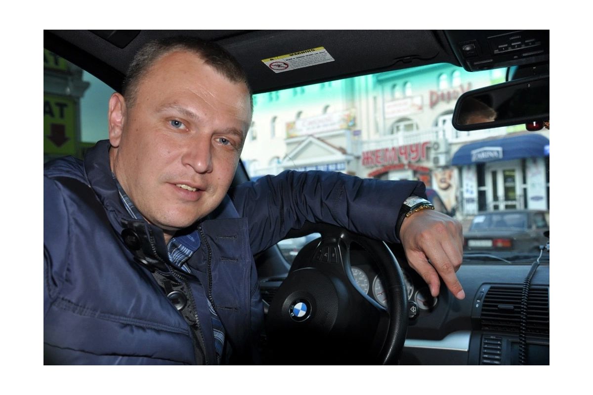 Максим Бердник. Маленький бізнес - велике серце: запорука виживання та ідентифікації українського народу Максим Бердник. Маленький бізнес - велике серце: запорука виживання та ідентифікації українського народу