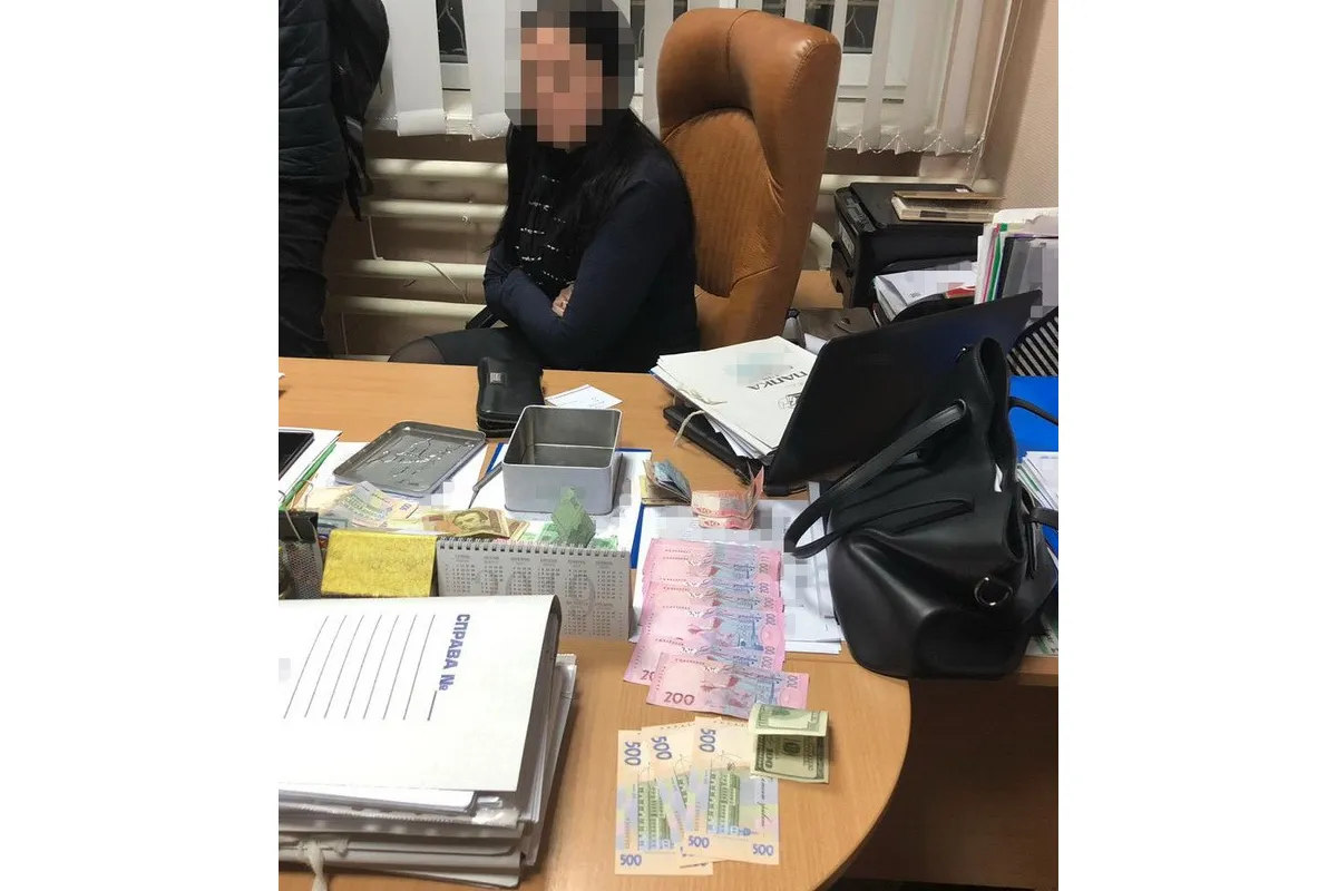 СБУ викрила на хабарах одного з керівників міської прокуратури Київщини