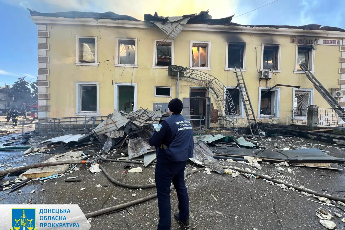 Одна поранена під час нічної атаки на Костянтинівку – прокурори фіксують наслідки чергового нападу ворога