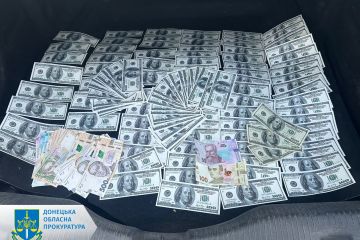 Намагався заробити 17 700 доларів США - перед судом постане організатор незаконного трансферу військовозобов’язаних за кордон  Намагався заробити 17 700 доларів США - перед судом постане організатор незаконного трансферу військовозобов’язаних за кордон