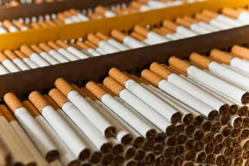 ​За ініціативи прокурорів Донеччини українським захисникам передано тютюнові вироби на суму понад 12 млн грн 