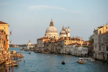 ​У Венеції вводять плату за в'їзд для денних туристів