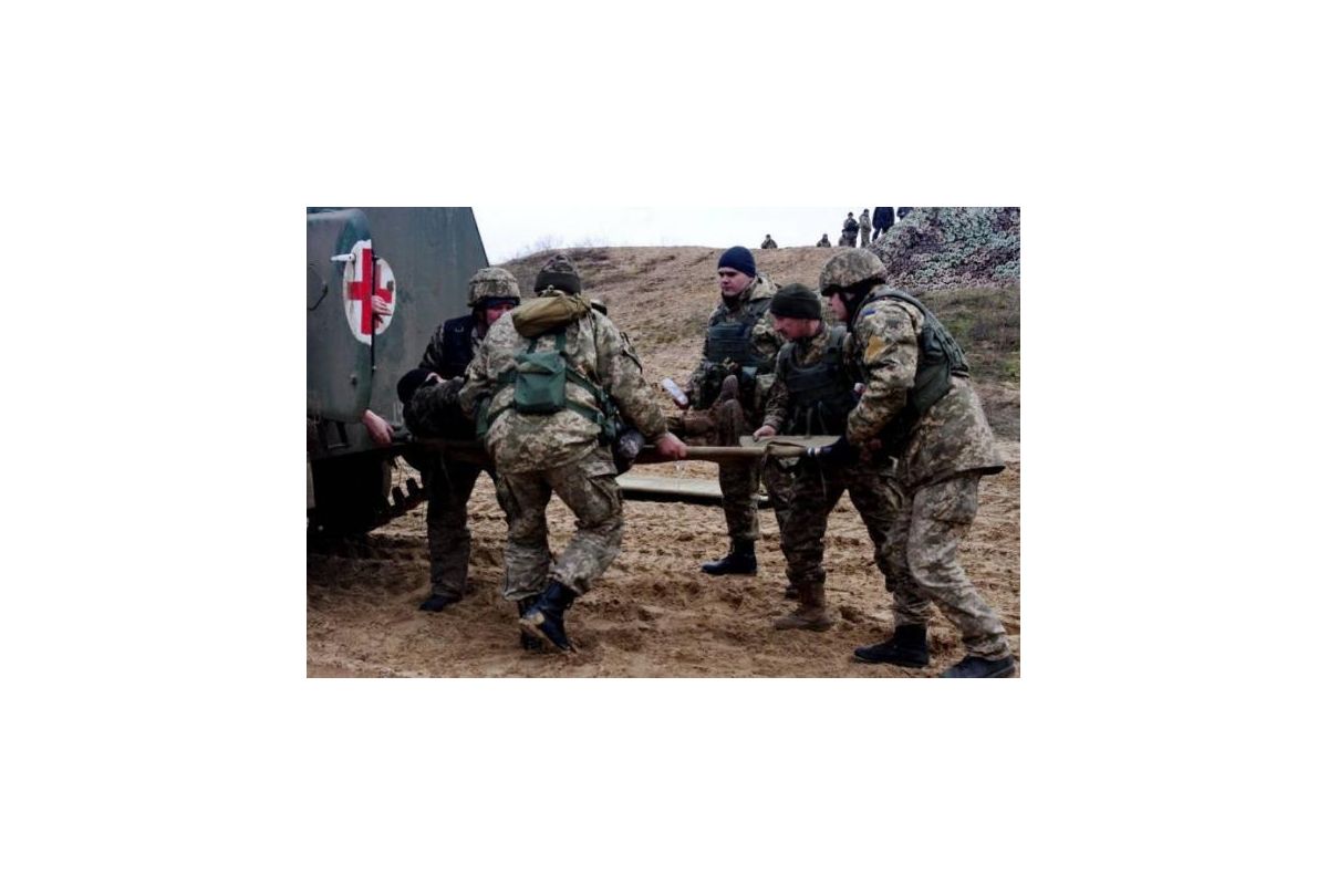 Втрати на Донбасі: загинув український військовослужбовець, ще одного поранили Втрати на Донбасі: загинув український військовослужбовець, ще одного поранили