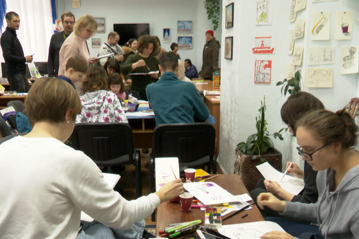 “Обережно, вас малюють!”: у Дніпрі відкрилась унікальна виставка скетчингу “Обережно, вас малюють!”: у Дніпрі відкрилась унікальна виставка скетчингу