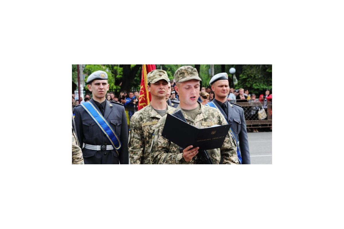 У Міноборони створили «гарячу лінію» з питань весняного призову У Міноборони створили «гарячу лінію» з питань весняного призову