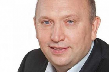 Семья дорожника Кернеса купила дом в Испании за 50 годовых зарплат  Семья дорожника Кернеса купила дом в Испании за 50 годовых зарплат