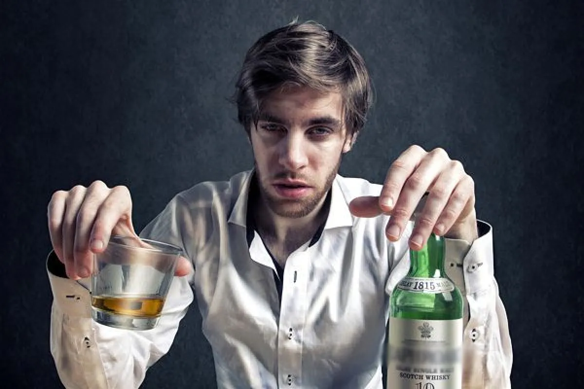 Медики констатують весняні загострення алкоголізму та наркоманії
