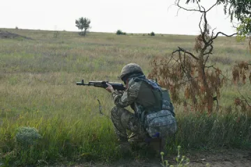​Внаслідок обстрілів поблизу Широкиного поранено трьох українських бійців
