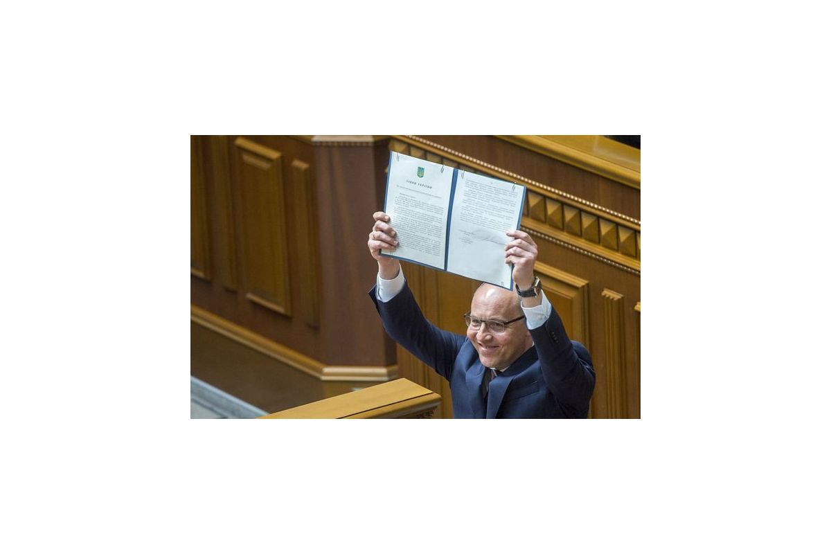 Парубій підписав новий Виборчий кодекс із відкритими списками Парубій підписав новий Виборчий кодекс із відкритими списками