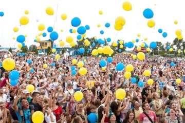 В Україні нарахували трохи більше 37 мільйонів осіб В Україні нарахували трохи більше 37 мільйонів осіб