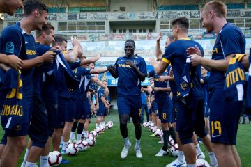 Папа Гуйе — новачок СК "Дніпро 1" Папа Гуйе — новачок СК "Дніпро 1"