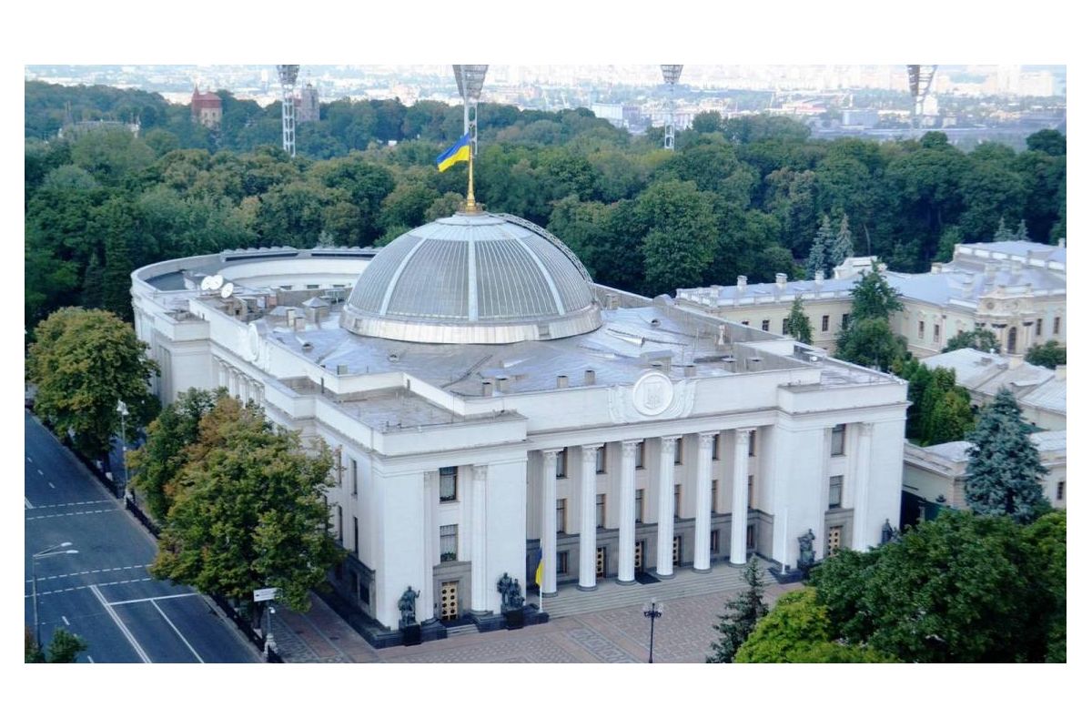 Чиновників каратимуть за незаконне збагачення Чиновників каратимуть за незаконне збагачення