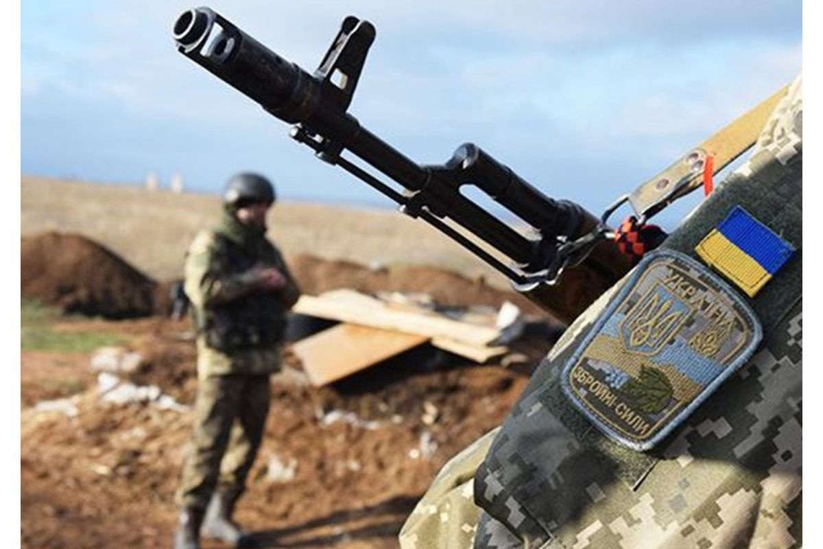 Загострення на Донбасі: атака бойовиків, один український військовий загинув Загострення на Донбасі: атака бойовиків, один український військовий загинув
