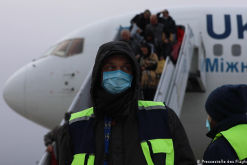 Українців, які повертаються з Італії, ретельно обстежуватимуть Українців, які повертаються з Італії, ретельно обстежуватимуть