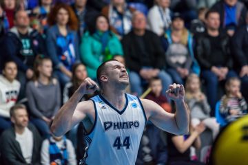 За збірну України з баскетболу буде грати американець За збірну України з баскетболу буде грати американець