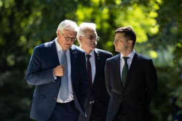 “Ніяких виборів під дулом кулеметів не буде” – Володимир Зеленський “Ніяких виборів під дулом кулеметів не буде” – Володимир Зеленський