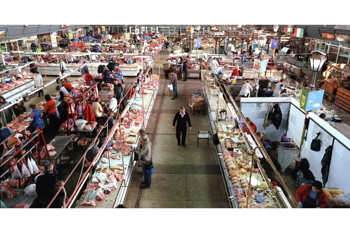 МОЗ дозволило працювати продуктовим ринкам під час карантину МОЗ дозволило працювати продуктовим ринкам під час карантину