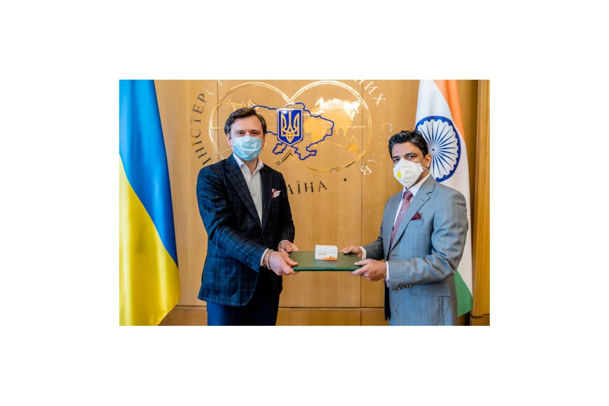 Індія передала Україні 30 тисяч таблеток противірусного препарату