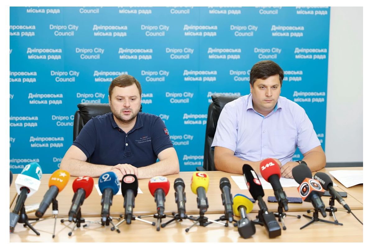 Михайло Лисенко зірвався на журналістку через незручне питання Михайло Лисенко зірвався на журналістку через незручне питання
