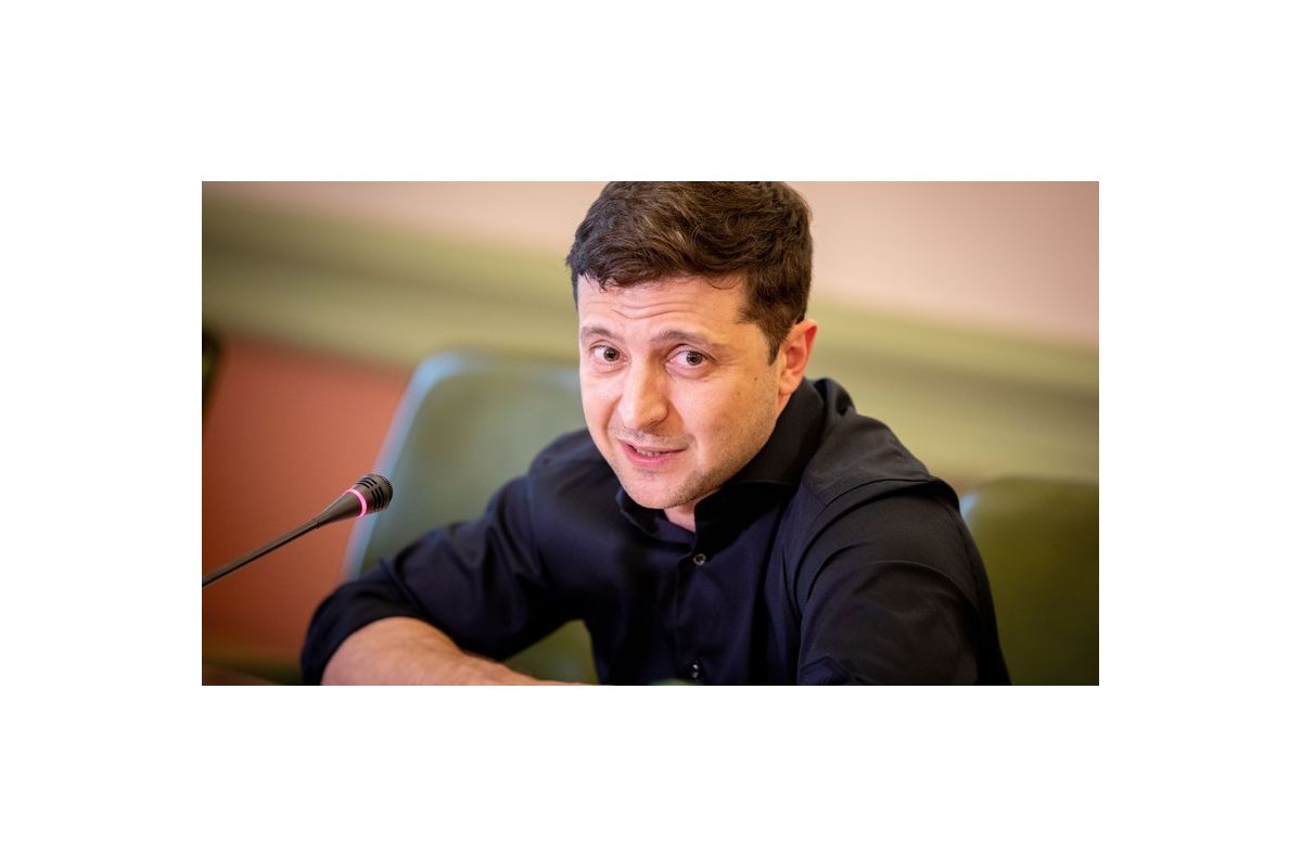 Зеленський назвав чинний Житловий кодекс "трешем" Зеленський назвав чинний Житловий кодекс "трешем"