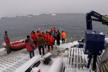 25 Українська антарктична експедиція нарешті дісталася станції «Академік Вернадський» 25 Українська антарктична експедиція нарешті дісталася станції «Академік Вернадський»