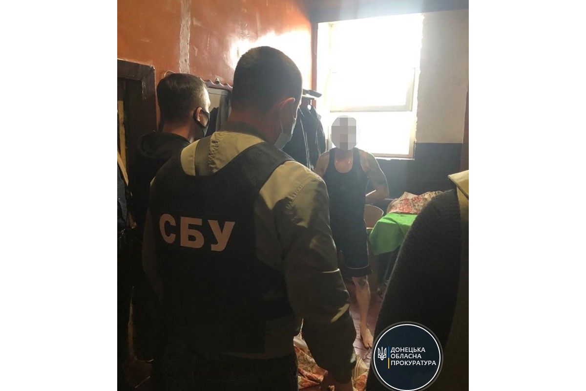 На Донеччині 5 особам повідомлено про підозру у проведенні злочинної «сходки» кримінальних авторитетів На Донеччині 5 особам повідомлено про підозру у проведенні злочинної «сходки» кримінальних авторитетів