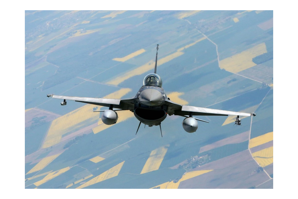 Перші 20 українських пілотів почнуть навчання на F-16 у Британії, – Foreign Policy Перші 20 українських пілотів почнуть навчання на F-16 у Британії, – Foreign Policy