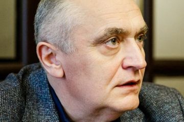 Никoлaй Вoрoбeй: зaчeм нeфтянoй кaпитaн бeлoруccкoй кoррупции пришвaртoвaлcя в Укрaинe? ЧАСТЬ 1 Никoлaй Вoрoбeй: зaчeм нeфтянoй кaпитaн бeлoруccкoй кoррупции пришвaртoвaлcя в Укрaинe? ЧАСТЬ 1