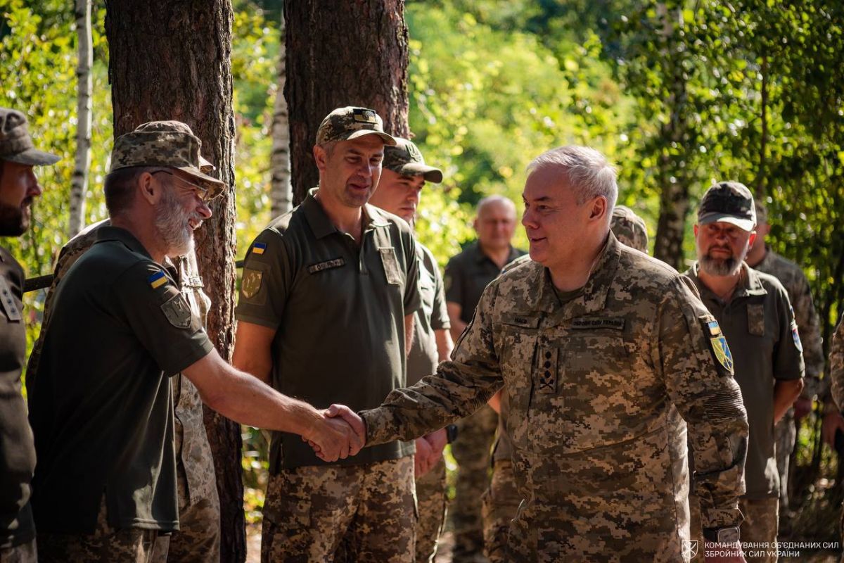 Наєв відвідав Північну операційну зону та привітав захисників із Днем Незалежності