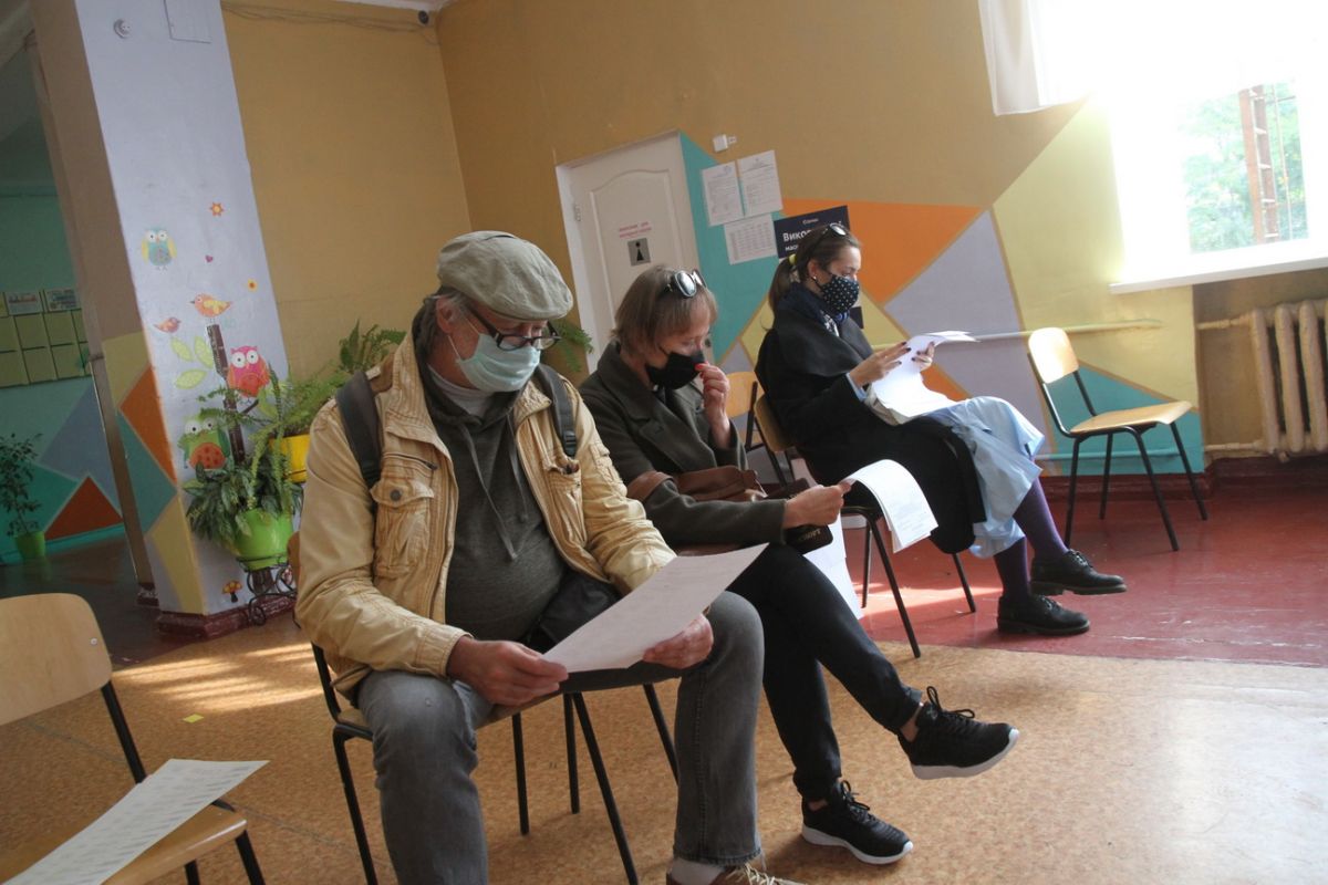 Явка виборців на Дніпропетровщині тримається на рівні 25 % Явка виборців на Дніпропетровщині тримається на рівні 25 %