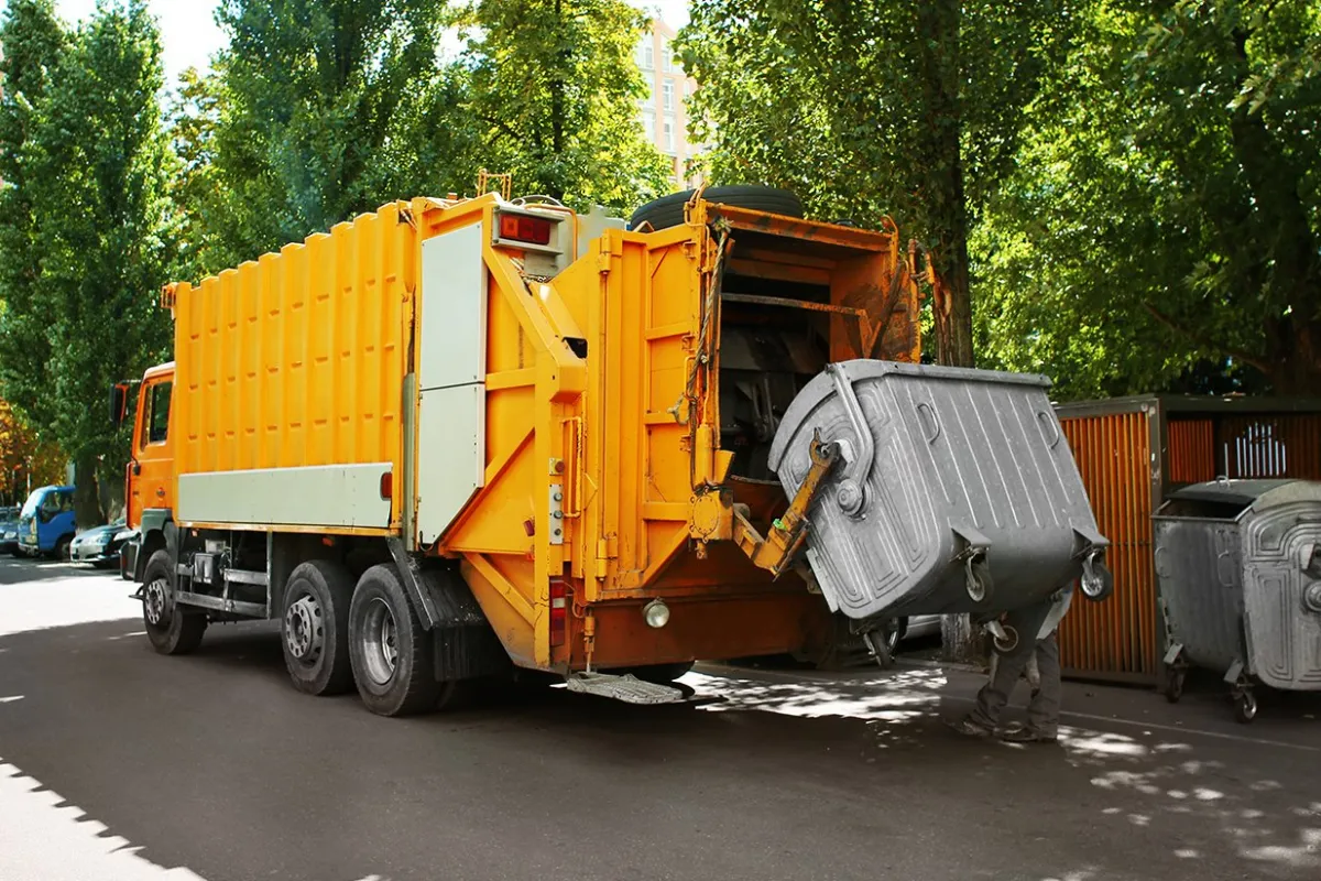 Вывоз мусора Днепр: Качественный и быстрый вывоза мусора в городе Днепр