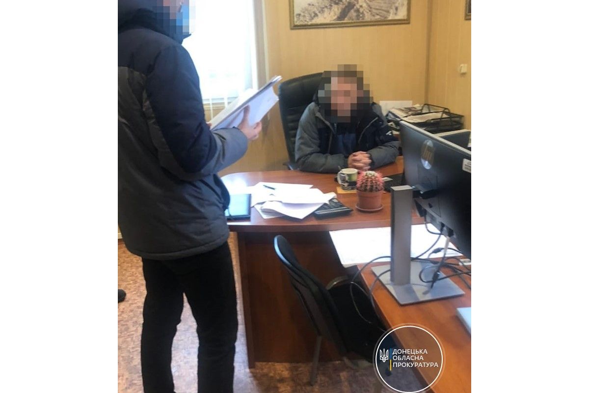 На Донеччині викрито схему ухилення від сплати податків на суму понад 8 млн грн На Донеччині викрито схему ухилення від сплати податків на суму понад 8 млн грн
