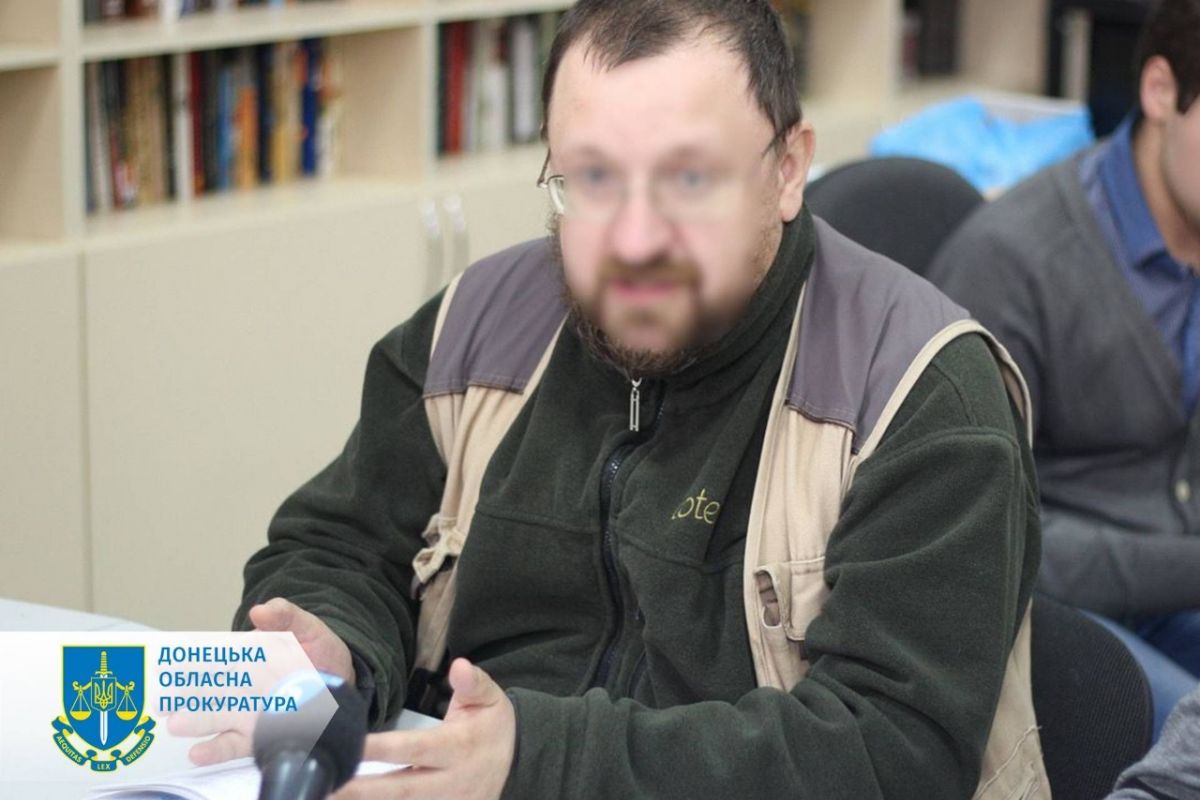 Викривляє події на користь окупантів та друкує фейкові новини - головному редактору газети «Приазовський робочий» загрожує до 12 років за ґратами Викривляє події на користь окупантів та друкує фейкові новини - головному редактору газети «Приазовський робочий» загрожує до 12 років за ґратами