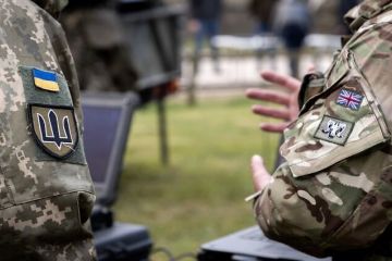 Велика Британія передала Україні 900 генераторів та 15 тисяч комплектів теплого одягу для ЗСУ Велика Британія передала Україні 900 генераторів та 15 тисяч комплектів теплого одягу для ЗСУ