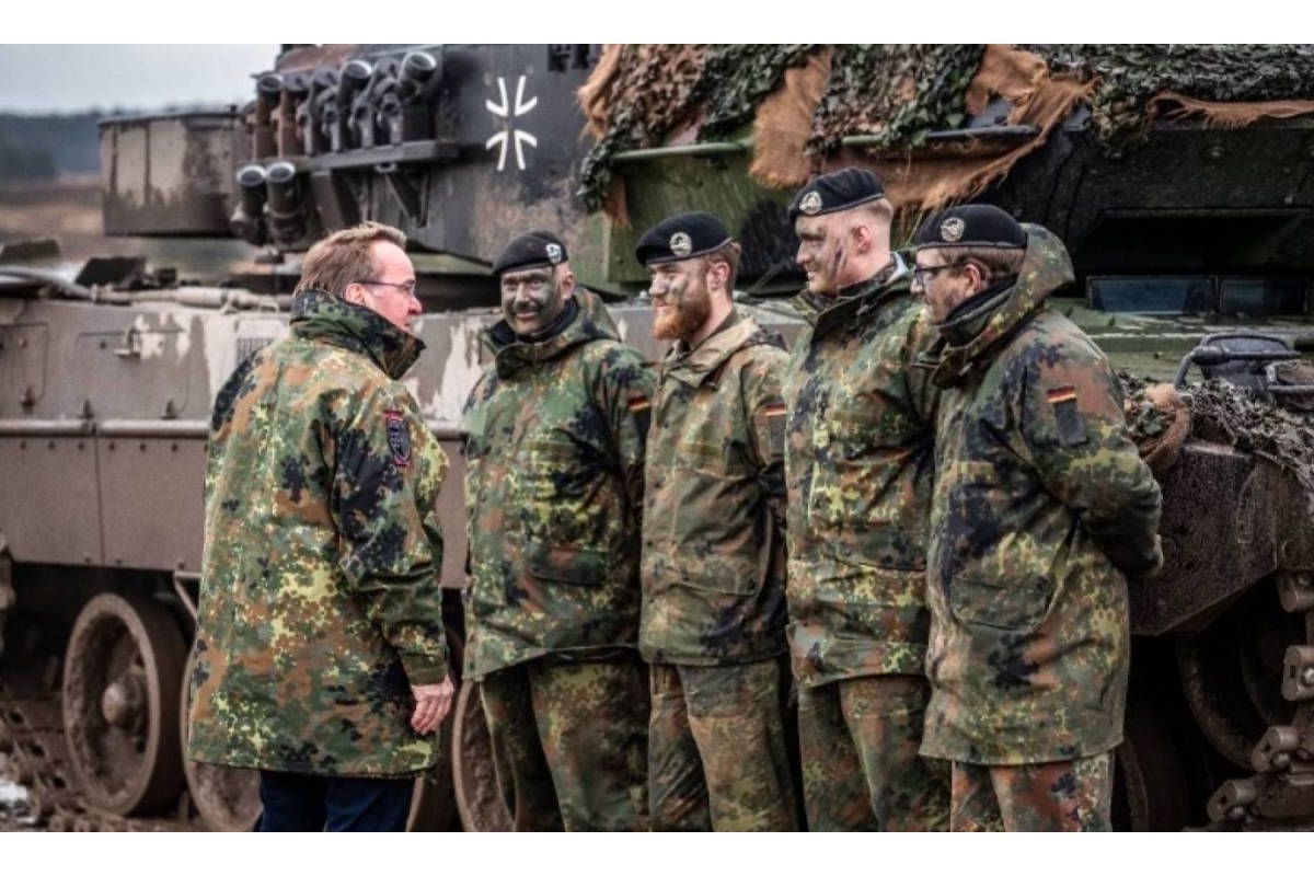 Берлін починає помічати небезпеку з боку Росії? Німецькі ЗМІ пишуть про необхідність посилення Берлін починає помічати небезпеку з боку Росії? Німецькі ЗМІ пишуть про необхідність посилення