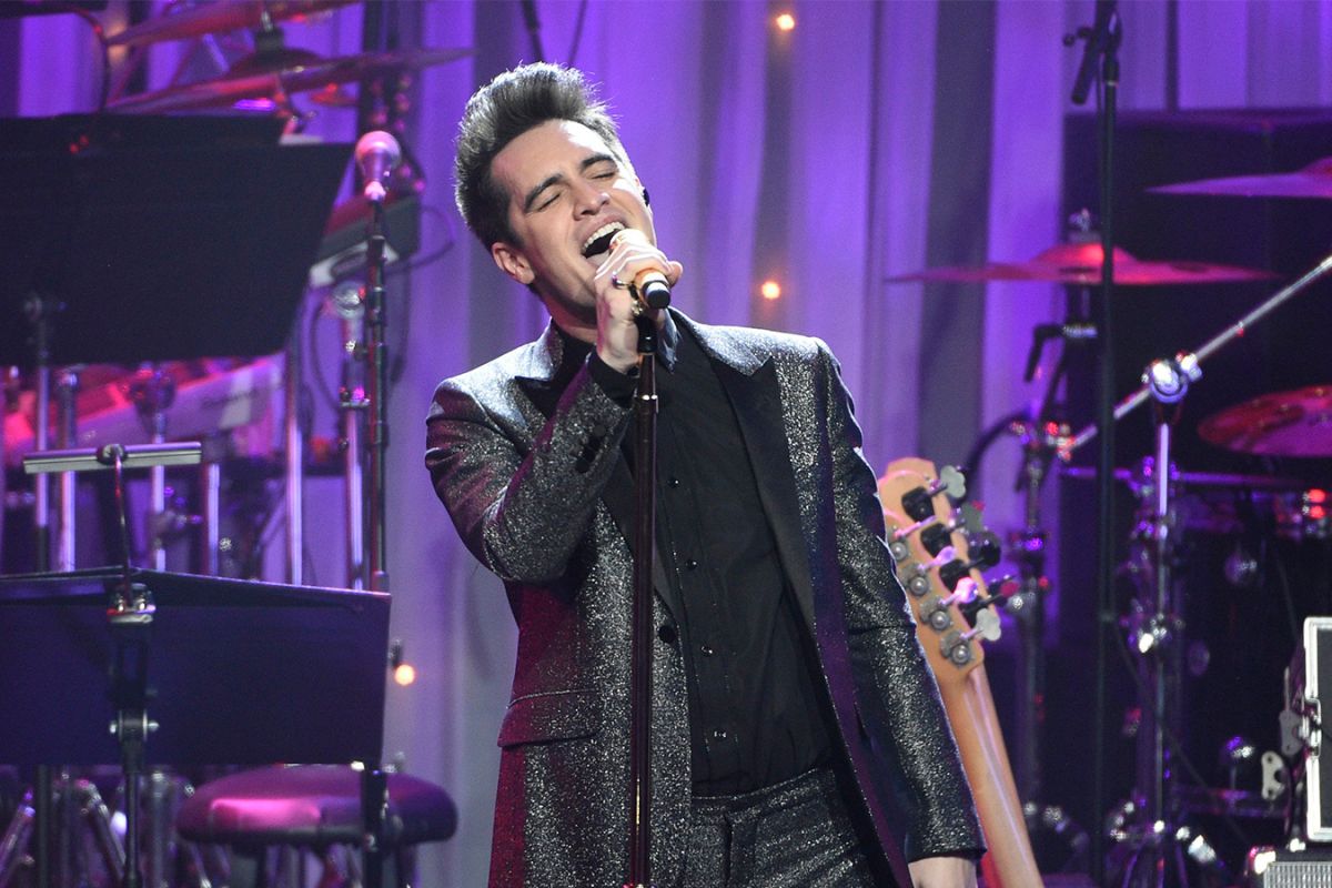 Був один і той розпався: Panic! At The Disco вирішили припинити свою діяльність остаточно Був один і той розпався: Panic! At The Disco вирішили припинити свою діяльність остаточно