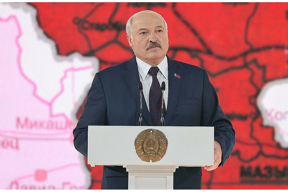 Тим часом, Лукашенко летить до Китаю з візитом Тим часом, Лукашенко летить до Китаю з візитом