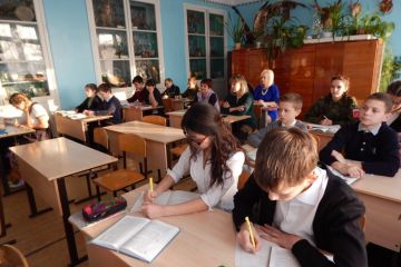 Кримчани не мають змоги навчатися українською мовою Кримчани не мають змоги навчатися українською мовою