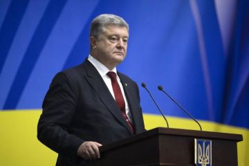 Громадські організації звинуватили у підкупі виборців на користь Петра Порошенка Громадські організації звинуватили у підкупі виборців на користь Петра Порошенка